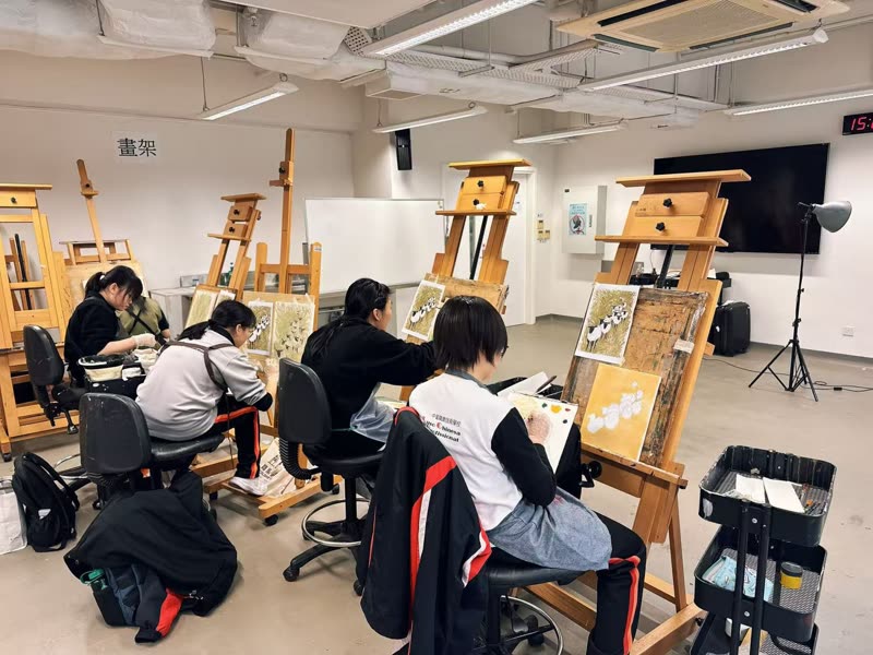 中葡職業技術學校視覺傳達設計課程課程相片